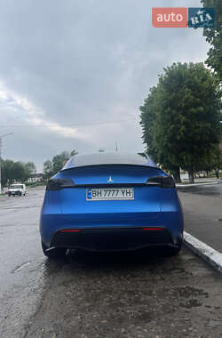 Внедорожник / Кроссовер Tesla Model Y 2021 в 