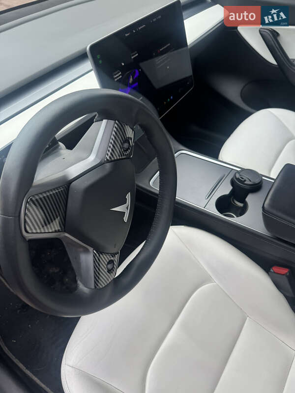 Внедорожник / Кроссовер Tesla Model Y 2021 в Белой Церкви