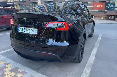 Внедорожник / Кроссовер Tesla Model Y 2024 в 