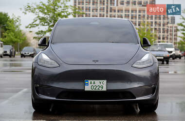 Внедорожник / Кроссовер Tesla Model Y 2022 в Киеве
