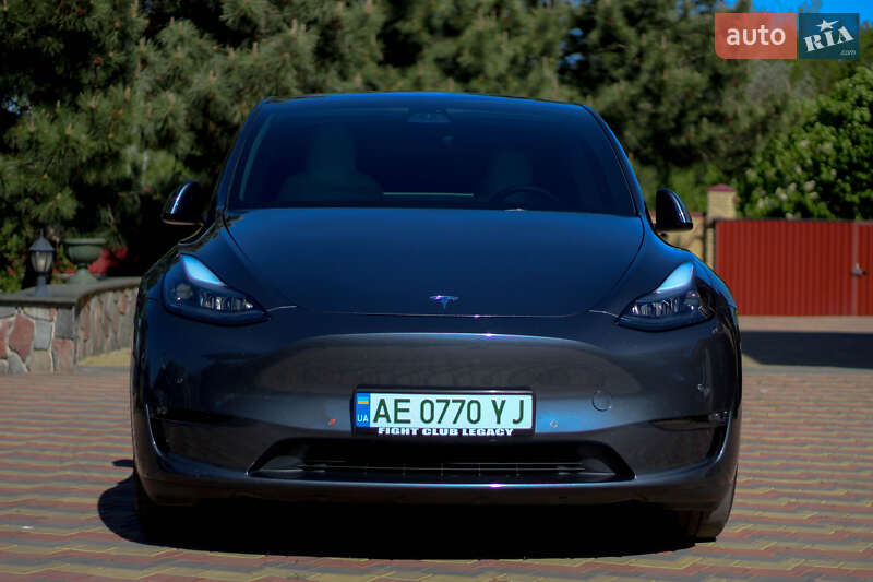 Внедорожник / Кроссовер Tesla Model Y 2021 в Днепре