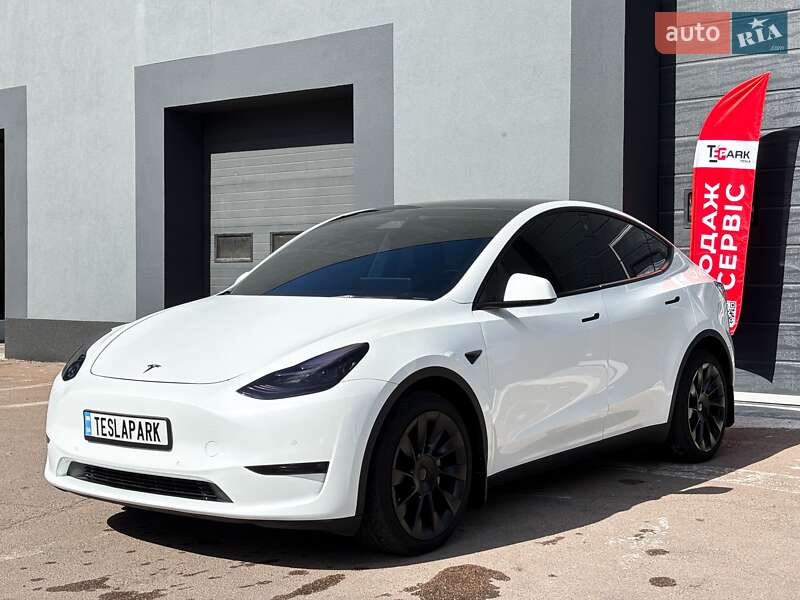 Позашляховик / Кросовер Tesla Model Y 2021 в Києві