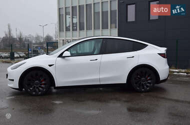 Позашляховик / Кросовер Tesla Model Y 2022 в 