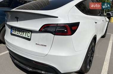 Внедорожник / Кроссовер Tesla Model Y 2021 в 