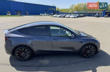 Внедорожник / Кроссовер Tesla Model Y 2023 в 