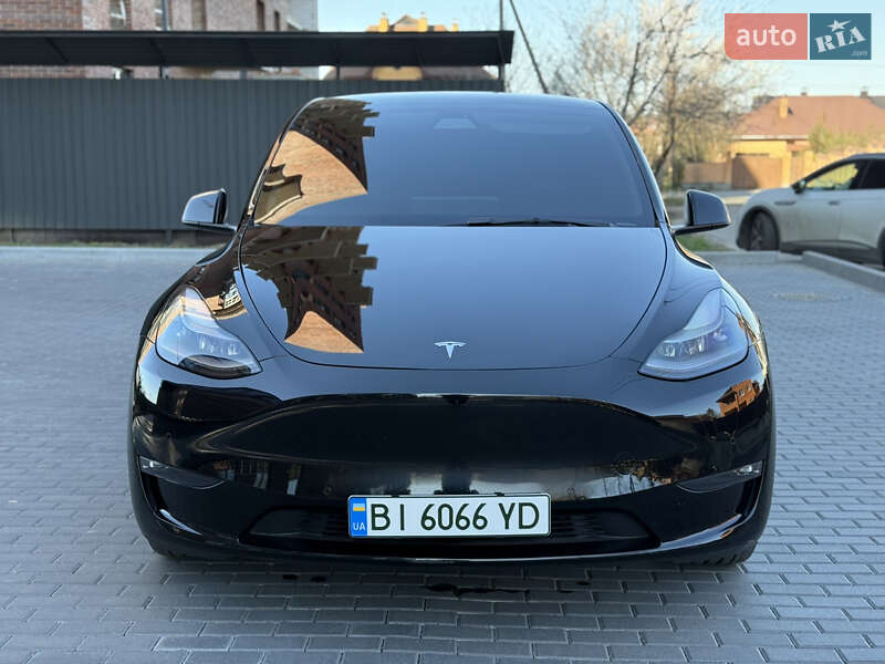 Внедорожник / Кроссовер Tesla Model Y 2021 в Полтаве
