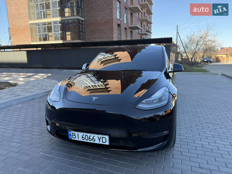 Внедорожник / Кроссовер Tesla Model Y 2021 в Полтаве