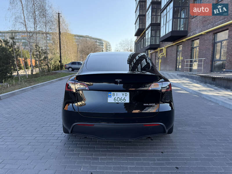 Внедорожник / Кроссовер Tesla Model Y 2021 в Полтаве