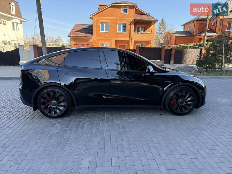Внедорожник / Кроссовер Tesla Model Y 2021 в Полтаве