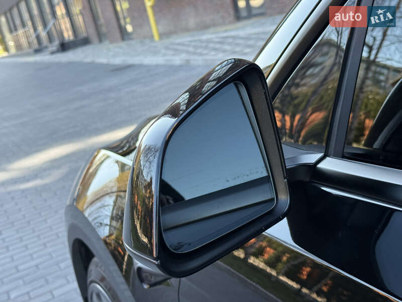 Внедорожник / Кроссовер Tesla Model Y 2021 в Полтаве