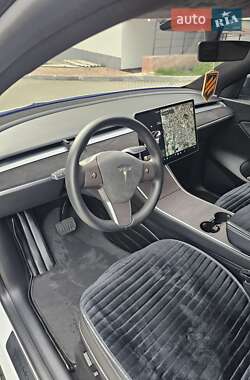 Внедорожник / Кроссовер Tesla Model Y 2020 в 