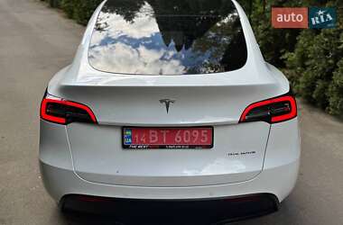Внедорожник / Кроссовер Tesla Model Y 2022 в 
