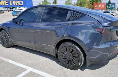 Внедорожник / Кроссовер Tesla Model Y 2024 в 
