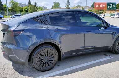 Внедорожник / Кроссовер Tesla Model Y 2024 в 