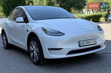 Внедорожник / Кроссовер Tesla Model Y 2021 в 