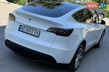 Внедорожник / Кроссовер Tesla Model Y 2021 в 