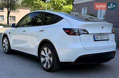 Внедорожник / Кроссовер Tesla Model Y 2021 в 