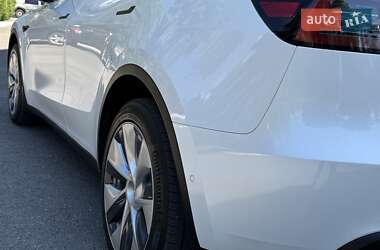 Внедорожник / Кроссовер Tesla Model Y 2021 в 