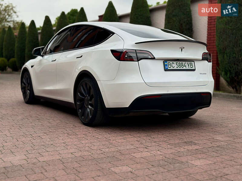 Внедорожник / Кроссовер Tesla Model Y 2021 в Стрые