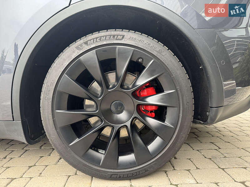 Внедорожник / Кроссовер Tesla Model Y 2021 в Виннице