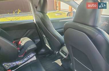 Позашляховик / Кросовер Tesla Model Y 2023 в 