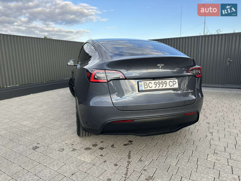 Внедорожник / Кроссовер Tesla Model Y 2021 в Львове