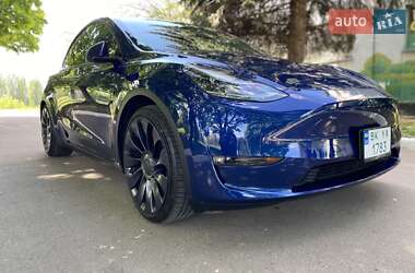 Позашляховик / Кросовер Tesla Model Y 2022 в 