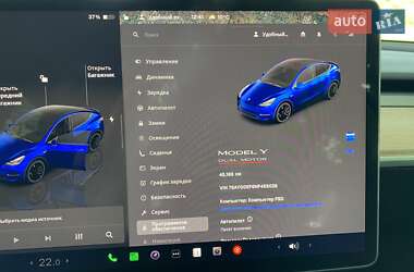 Позашляховик / Кросовер Tesla Model Y 2022 в 