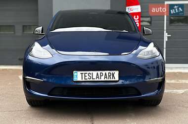 Внедорожник / Кроссовер Tesla Model Y 2021 в 