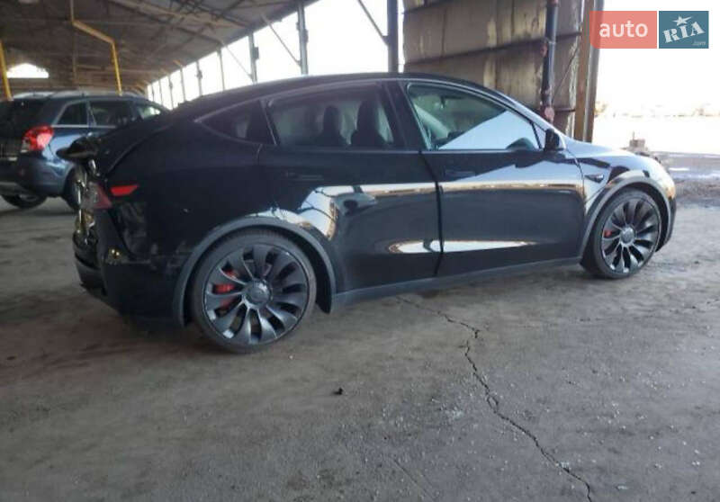 Позашляховик / Кросовер Tesla Model Y 2020 в Рівному