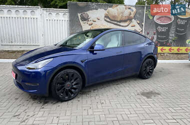 Позашляховик / Кросовер Tesla Model Y 2023 в 