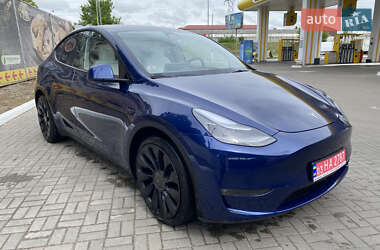 Позашляховик / Кросовер Tesla Model Y 2023 в 