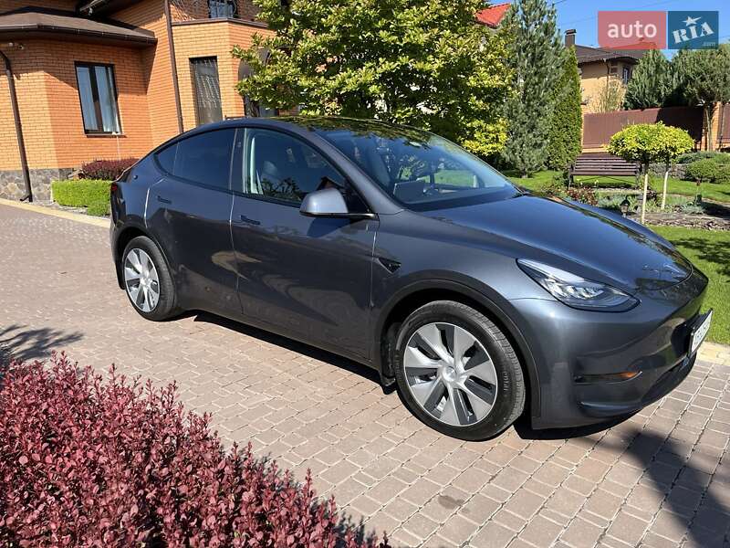 Внедорожник / Кроссовер Tesla Model Y 2023 в 