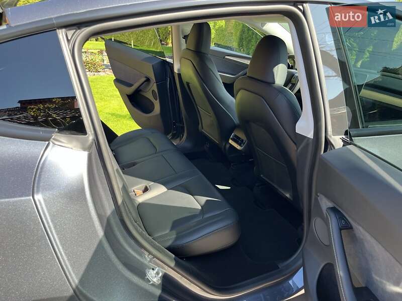 Внедорожник / Кроссовер Tesla Model Y 2023 в Виннице