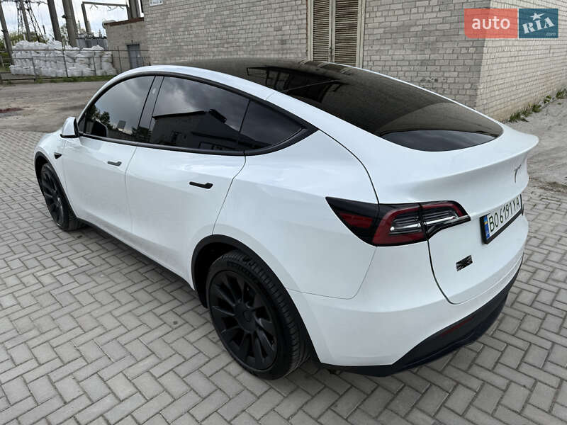 Внедорожник / Кроссовер Tesla Model Y 2023 в Тернополе