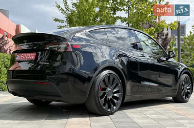 Внедорожник / Кроссовер Tesla Model Y 2023 в 