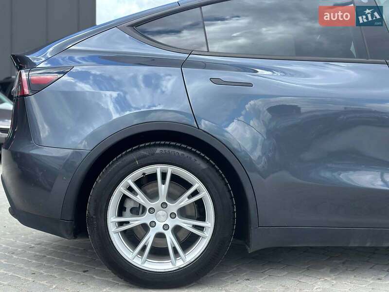 Позашляховик / Кросовер Tesla Model Y 2020 в Львові