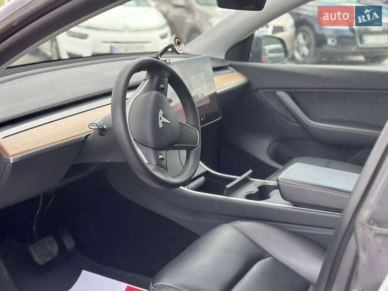 Позашляховик / Кросовер Tesla Model Y 2020 в Львові