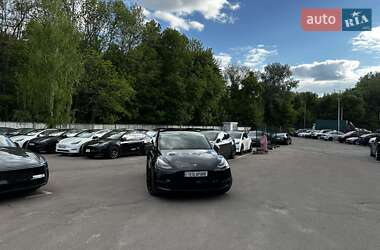 Позашляховик / Кросовер Tesla Model Y 2022 в Києві