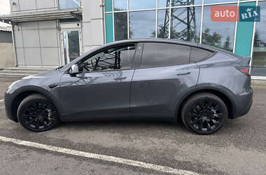 Позашляховик / Кросовер Tesla Model Y 2023 в 