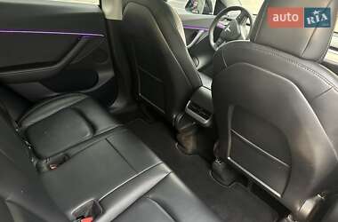 Позашляховик / Кросовер Tesla Model Y 2021 в 