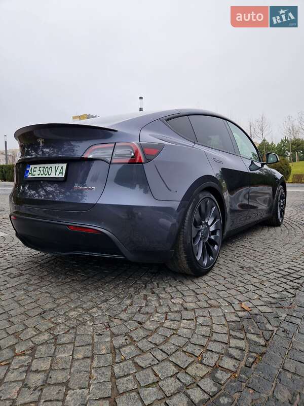 Внедорожник / Кроссовер Tesla Model Y 2022 в Днепре