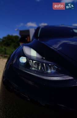 Внедорожник / Кроссовер Tesla Model Y 2022 в 