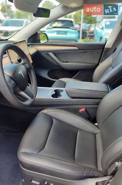 Внедорожник / Кроссовер Tesla Model Y 2022 в 