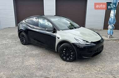 Позашляховик / Кросовер Tesla Model Y 2022 в 
