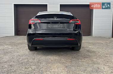 Позашляховик / Кросовер Tesla Model Y 2022 в 