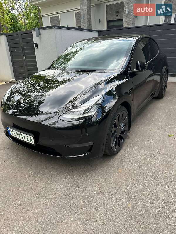 Внедорожник / Кроссовер Tesla Model Y 2020 в 