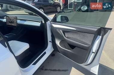 Внедорожник / Кроссовер Tesla Model Y 2022 в 