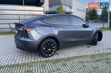 Внедорожник / Кроссовер Tesla Model Y 2022 в 