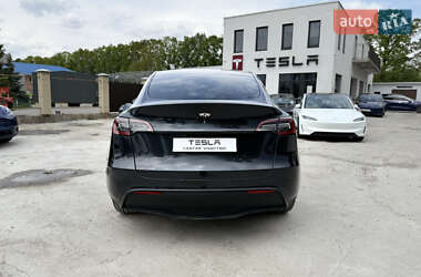 Внедорожник / Кроссовер Tesla Model Y 2024 в 